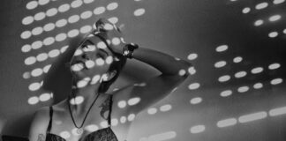 කෝ එයා තාම නෑ!