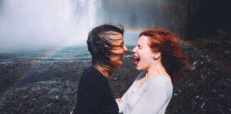 SQUIRT ආශාවේ රිදී වැස්ස