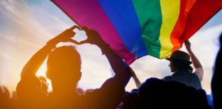 සමලිංගිකත්වය මානසික රෝගයක් නොවෙයි. ලිංගිකත්වය මත වෙනස්කම් කරන්න එපා!!!