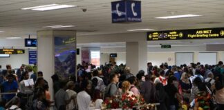 හැම පවුලකින්ම එක්කෙනෙක් හරි රට යවමු