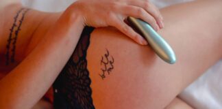 ගැහැනු සෙක්ස් ගැන විවෘත අඩු ඇයි?