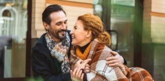 හතළිස් වියැති ප්රේමයේ අරුමය